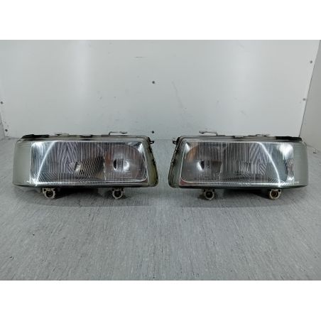 LAMPY PRZÓD KOMPLET AUDI 90 B3 ( 87-91 ) 2.0 2.0 1990 