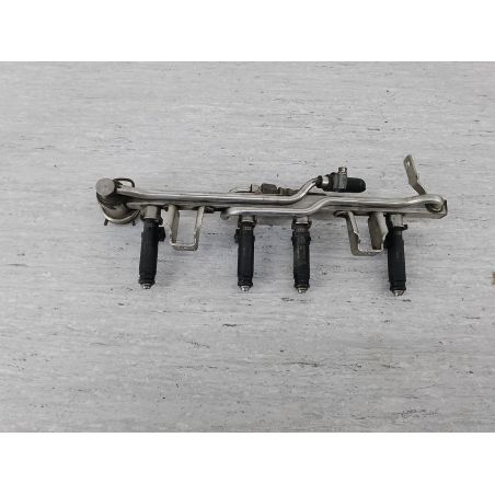 LISTWA WTRYSKOWA AUDI A4 B5 LIFT 1.6 B 2000 06B133551Q 