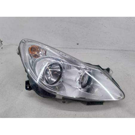 LAMPA PRZÓD PRAWA OPEL CORSA D 1.2 16V 1.2 16V 2008 13186382  89313300 