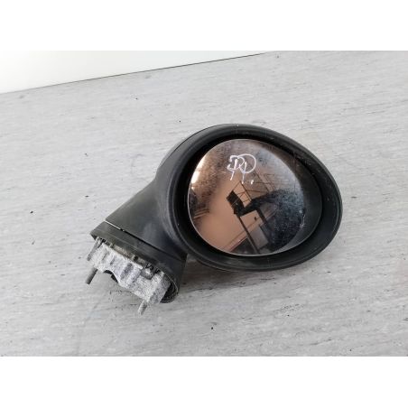 LUSTERKO PRAWE MINI R56 1.6 2008 