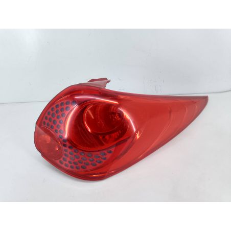 LAMPA TYLNA PRAWA PEUGEOT 207 SW 1.4 VTI 95KM 1.4 VTI 2008 9680157980 