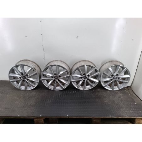 FELGI ALUMINIOWE KOMPLET 16 RENAULT MEGANE IV 1.6 2017 403002460R 
