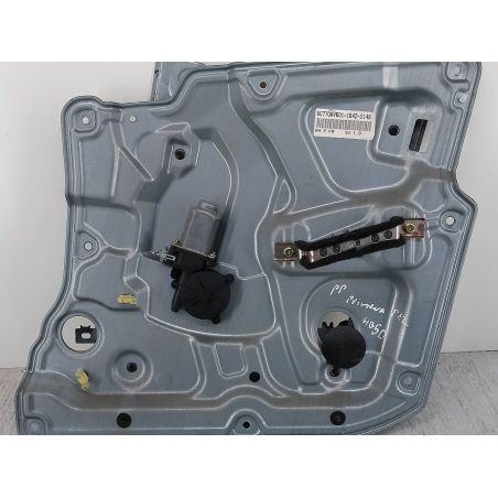 PODNOŚNIK SZYBY PRAWY PRZÓD Z STELAŻEM NISSAN PRIMERA P12 ( 03-07 ) 2.0 B 2002 80770AV601 