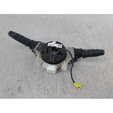 PRZEŁĄCZNIK ZESPOLONY NISSAN PRIMERA P12 ( 03-07 ) 2.0 B 2002 25560AV620 