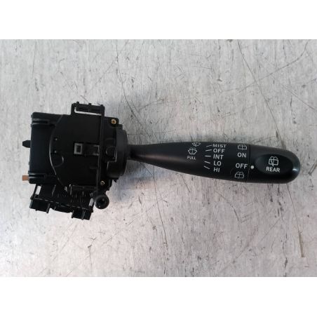 PRZEŁĄCZNIK MANETKA WYCIERACZEK TOYOTA YARIS I ( 99-05 ) 1.0 2005 173647 