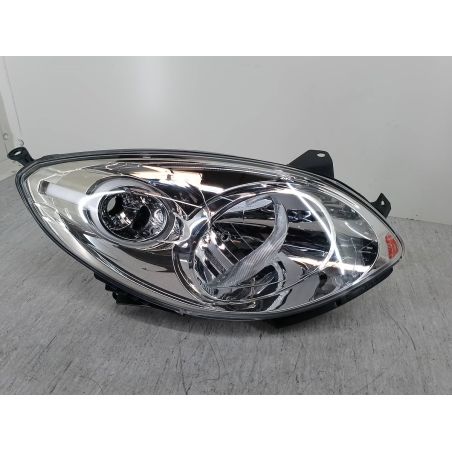 LAMPA PRZÓD PRAWA RENAULT TWINGO II ( 07-14 ) 1.2 2008 20-B401 