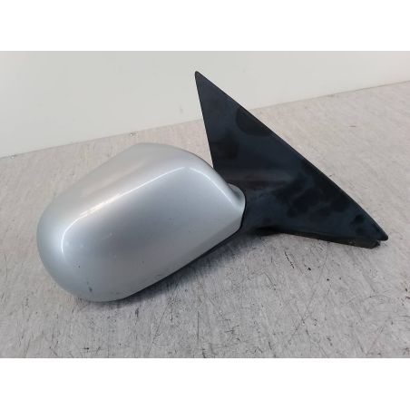 LUSTERKO PRAWE AUDI A6 C5 1.8 T 1999 