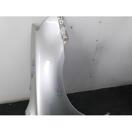 BŁOTNIK PRAWY PRZÓD TOYOTA AVENSIS II T25 1.8 VVT-I 129KM 1.8 VVT-I 2004 