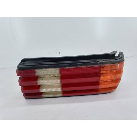 LAMPA TYLNA PRAWA MERCEDES-BENZ W126 (79-91) 2.8 156KM 2.8 1983 