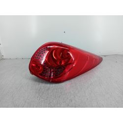 LAMPA TYLNA PRAWA PEUGEOT 207 SW 1.4 VTI 95KM1.4 VTI20079680157980-02 VP7PFX-13404-A                                            