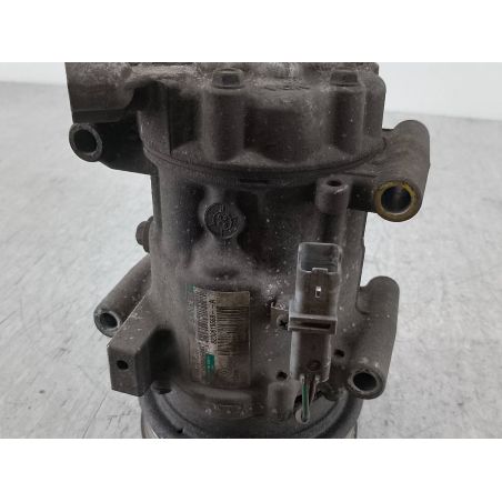 POMPA, SPRĘŻARKA KLIMATYZACJI RENAULT CLIO III ( 05-13 ) 1.2  2009 8200819568-A  SD6V12 