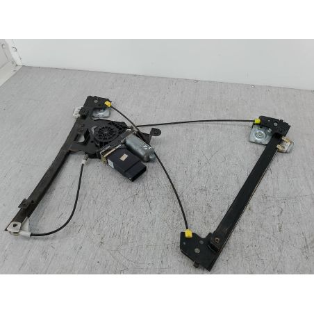 PODNOŚNIK SZYBY PRAWY PRZÓD SKODA OCTAVIA I 1.9 TDI 2001 101448-201 