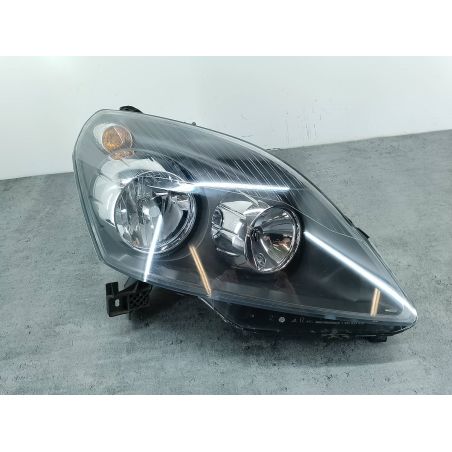 LAMPA PRZÓD PRAWA OPEL ZAFIRA B 1.9 CDTI 120KM 1.9 CDTI 2005 13252473 0301214202 