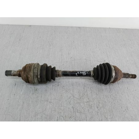 PÓŁOŚ LEWA PRZÓD OPEL ASTRA H 1.9 CDTI 2005 