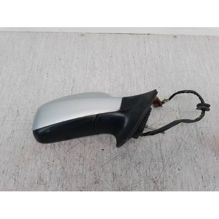 LUSTERKO PRAWE PEUGEOT 407 2.0 HDI 2005 