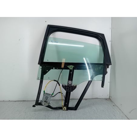 PODNOŚNIK SZYBY LEWY TYŁ Z STELAŻEM AUDI A2 8Z 1.4 TDI 75KM 1.4 TDI 2000 8Z0839753A 