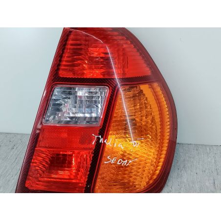 LAMPA TYLNA PRAWA RENAULT THALIA ( 01-08 ) 1.4 8V 2003 