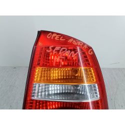 LAMPA TYLNA PRAWA OPEL ASTRA G 1.6  B199962225                                            