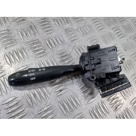 PRZEŁĄCZNIK MANETKA KIERUNKOWSKAZÓW HYUNDAI GETZ 1.1 1.1 12V 2003 32932A 