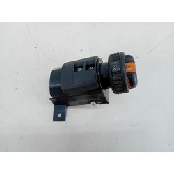 WŁĄCZNIK ŚWIATEŁ CHEVROLET BERETTA (87-96) 2.2 95KM2.2199110067998                                            