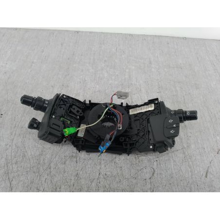 PRZEŁĄCZNIK ZESPOLONY RENAULT SCENIC II ( 03-09 ) 1.6 16V 2003 7701060399 