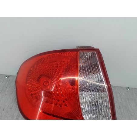 LAMPA TYLNA LEWA HYUNDAI GETZ 1.1 12V 2008 92401-0B5 