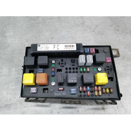 SKRZYNKA BEZPIECZNIKÓW OPEL ASTRA H 1.6 16V 105KM 1.6 16V 2005 13191126FC   5DK008668-07  