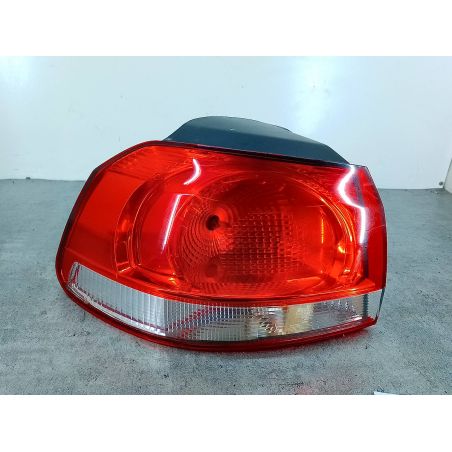 LAMPA TYLNA LEWA VW GOLF VI 1.6 TDI 105KM 1.6 TDI 2012 5K0945095E   