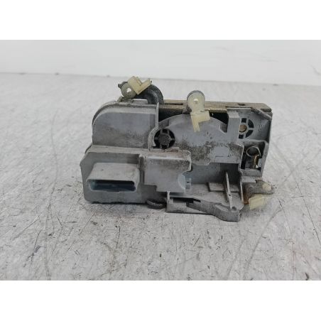 ZAMEK DRZWI LEWY PRZÓD CITROEN C5 FL 2.0 HDI 2004 ZAMEK DRZWI LEWY PRZÓD 