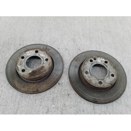 TARCZE HAMULCOWE PRZÓD MERCEDES A KLASA W168 1.6 B 2000 MERCEDES 