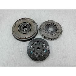 SPRZĘGŁO KOMPLETNE TOYOTA RAV4 II ( 00-06 ) 2.0 D4D 116KM2.0 D-4D2004123037110  323063410  415021510                                            