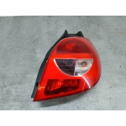 LAMPA TYLNA PRAWA RENAULT CLIO III 1.5 DCI 68KM1.5 DCI2005                                            