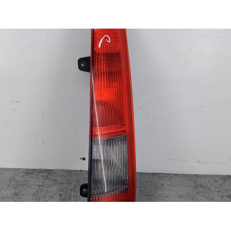 LAMPA TYLNA PRAWA FORD FOCUS II 2.0 TDCI 136KM 2.0 TDCI 2005 4M51-13404-F  4M51-13404-C 