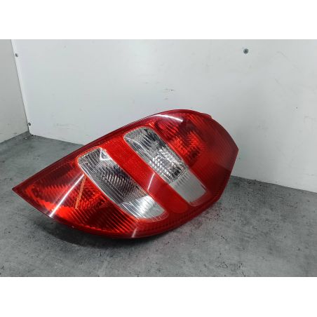 LAMPA TYLNA PRAWA MERCEDES-BENZ KLASA A W169 2.0 CDI 109KM 2.0 CDI 2007 A1698200464 