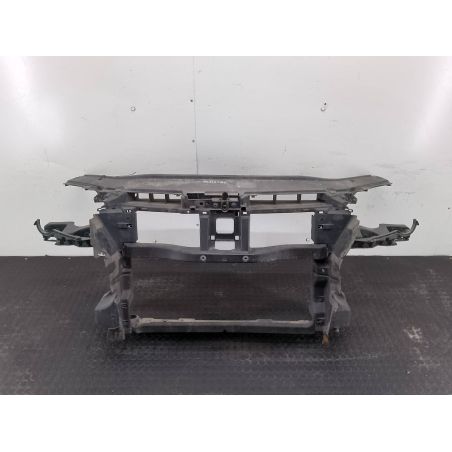 PAS PRZÓD, WZMOCNIENIE CZOŁOWE VW PASSAT B6 1.9 TDI 105KM 1.9 TDI 2006 3C0805588D  3C0805594D 