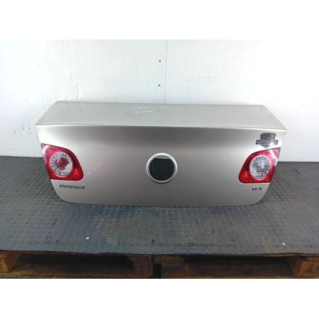 KLAPA BAGAŻNIKA VW PASSAT B6 1.9 TDI 105KM 1.9 TDI 2006 KLAPA BAGAŻNIKA 