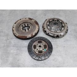 SPRZĘGŁO KOMPLETNE DACIA DUSTER 1.6 16V1.6 16V20148201067155  8200187171                                            