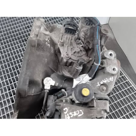 SKRZYNIA BIEGÓW MANUALNA OPEL CORSA C 1.0 B 2003 F13W394 