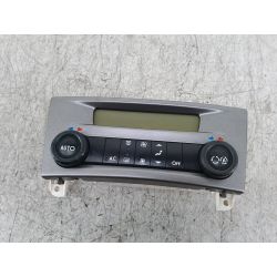 PANEL NAWIEWU RENAULT LAGUNA II 1.8 16V1.8 16V20018200001901-C                                            