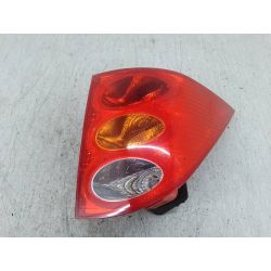 LAMPA TYLNA PRAWA PEUGEOT 1007 1.4 i 75KM1.4 i20059646116880 89031533                                            