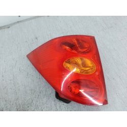 LAMPA TYLNA LEWA PEUGEOT 1007 1.4 i 75KM1.4 i2005LAMPA TYLNA LEWA                                            