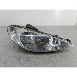 LAMPA PRZÓD PRAWA PEUGEOT 206 1.1 i 60KM1.1 i 8V20059628666780 89001770                                            