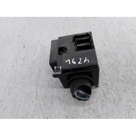 WŁĄCZNIK ŚWIATEŁ MERCEDES-BENZ VANEO 1.6 102KM 1.6 8V 2003 1685450104 