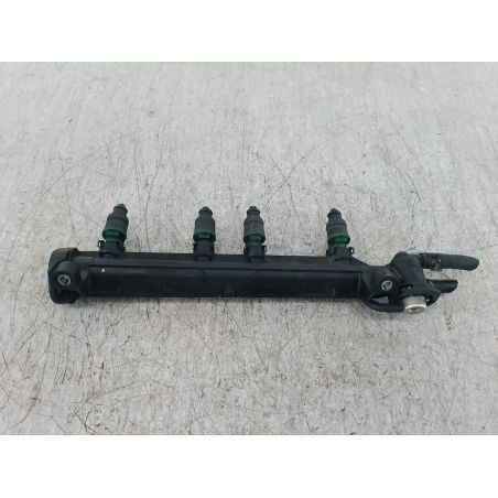 LISTWA WTRYSKOWA SKODA OCTAVIA I FL 1.6 MPI 102KM 1.6 MPI 2006 06A133317A        037906031AL 