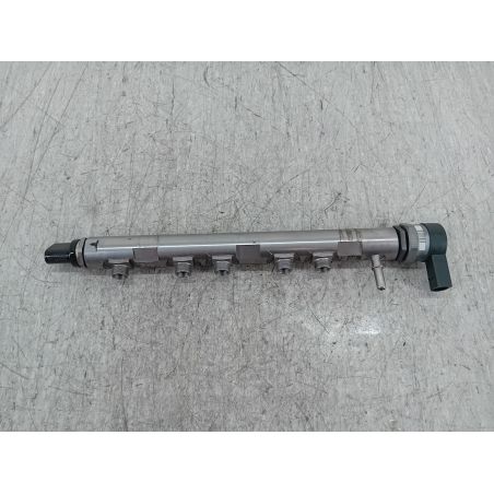 LISTWA WTRYSKOWA BMW E90 2.0D 2.0 D 320d 2011 780912805 