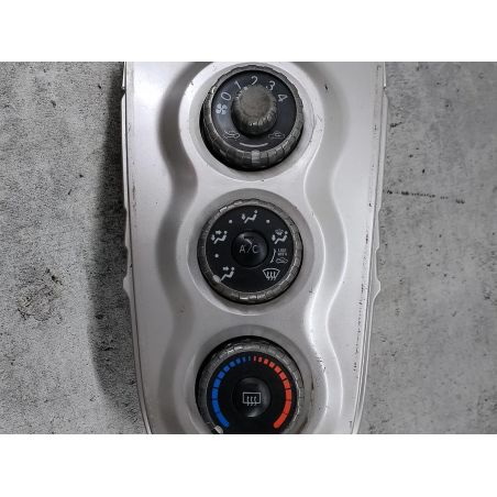 PANEL NAWIEWU TOYOTA YARIS II 1.0 VVT-I 69KM 1.0 VVT-I 2005 55406-52120 