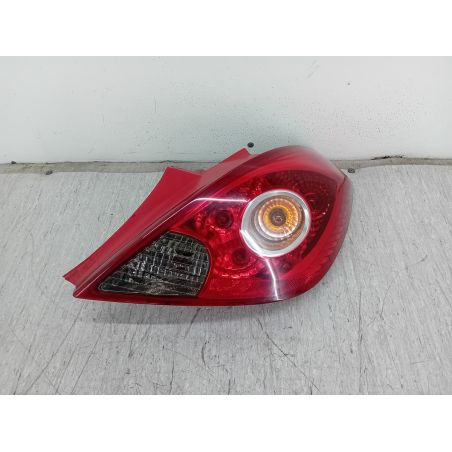 LAMPA TYLNA PRAWA OPEL CORSA D 1.4 16V 90KM 1.4 16V 2008 13186351 