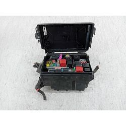 SKRZYNKA BEZPIECZNIKÓW OPEL CORSA D 1.4 16V 90KM1.4 16V200813246915                                            