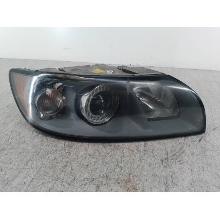 LAMPA PRZÓD PRAWA VOLVO V50 2.0 D 136KM 2.0 D 2005 30698886RH   0301198204 