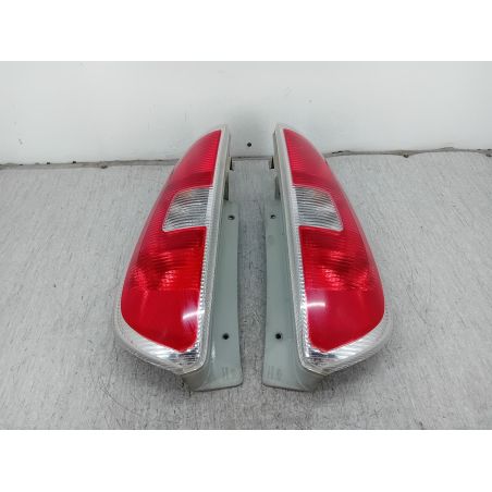 LAMPY TYŁ KOMPLET SKODA PRAKTIK 1.2 70KM 1.2 12V 2008 5J7945095  5J7945096 